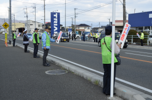 街頭指導の様子